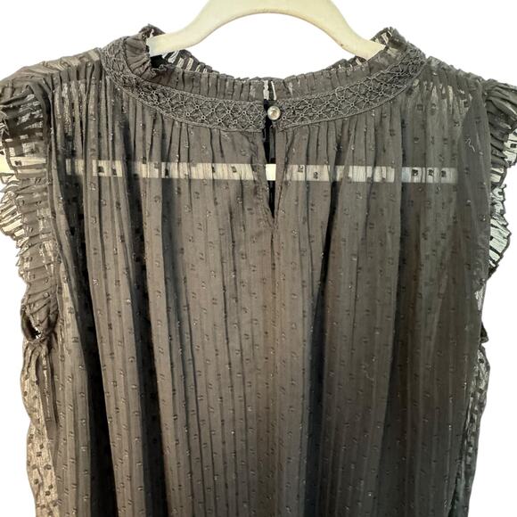 Adrianna Papell Women's Swiss Dot Pleated Sleeveless Blouse - Picture 11 of 14